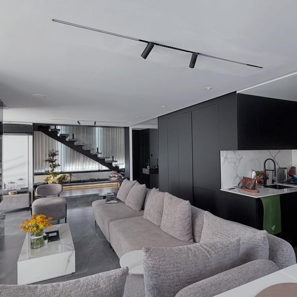 A third-floor apartment with a rooftop, 149sqm