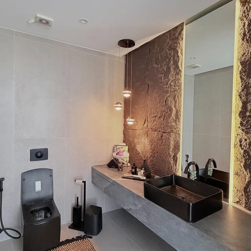 A third-floor apartment with a rooftop, 149sqm