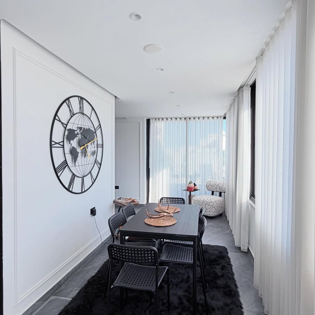 A third-floor apartment with a rooftop, 149sqm