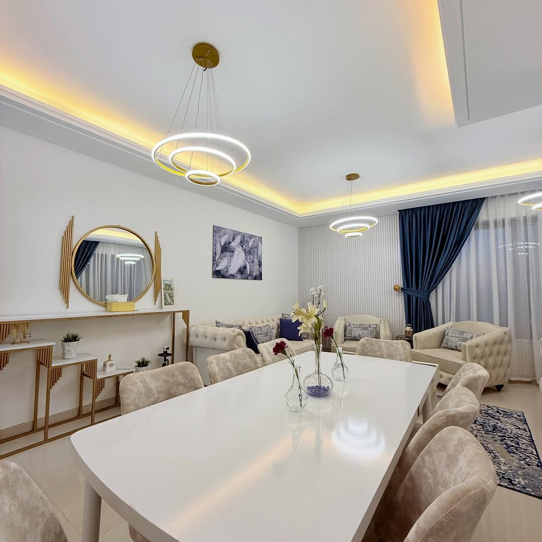 First-floor apartment with an area of 159 sqm