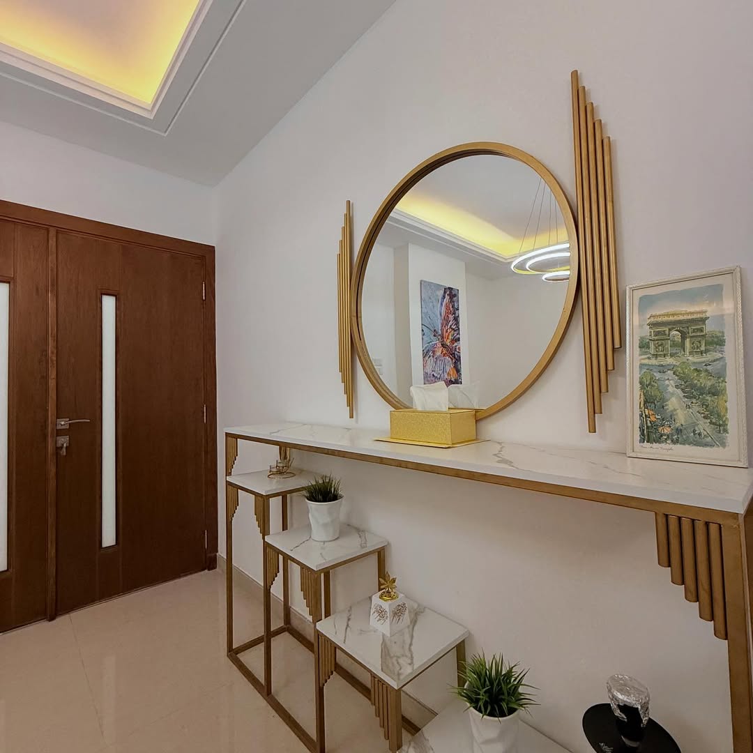 First-floor apartment with an area of 159 sqm
