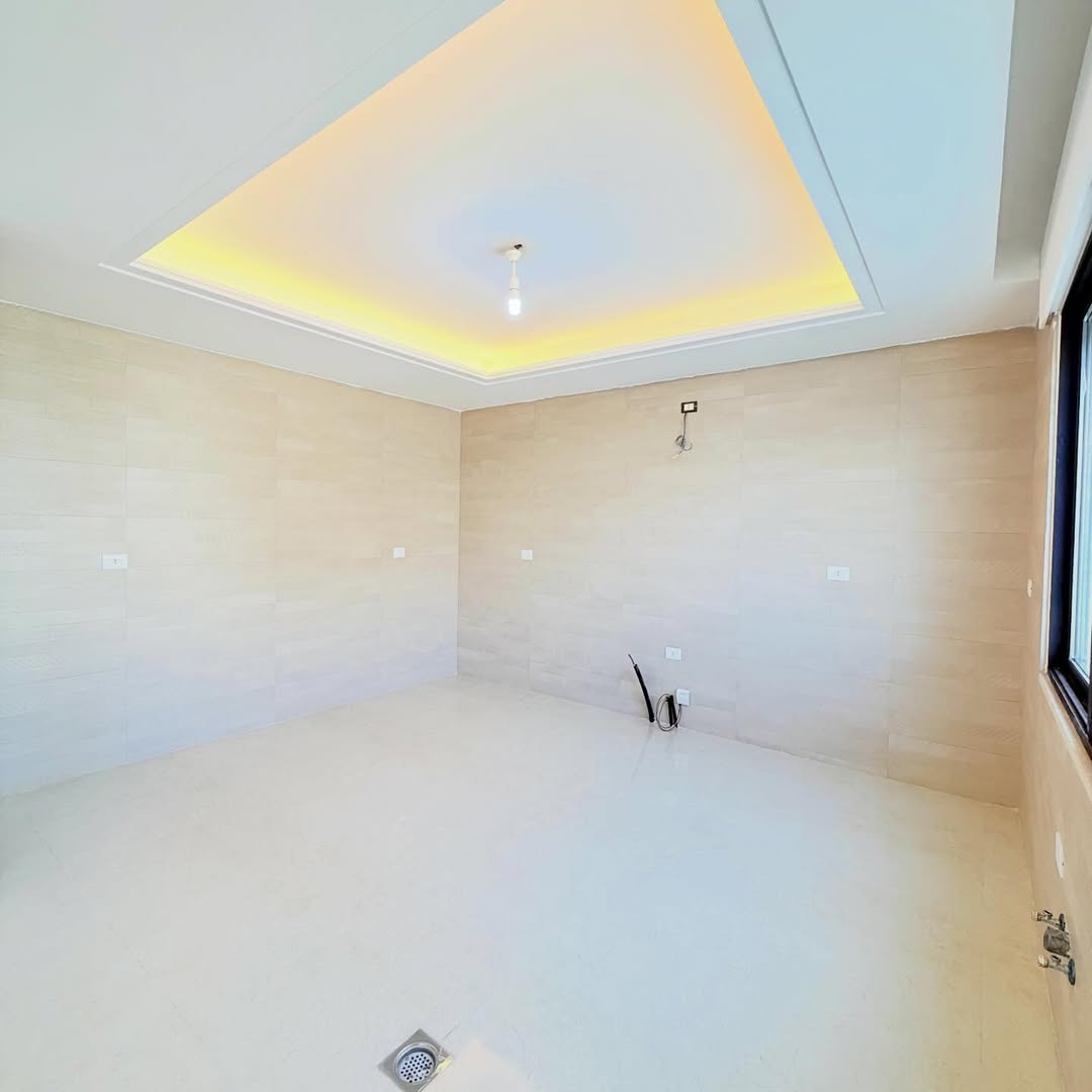 Apartment with an area of 198 sqm.