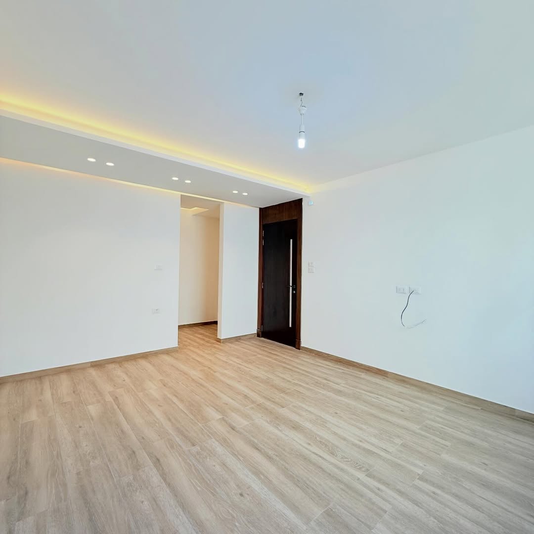 Apartment with an area of 198 sqm.