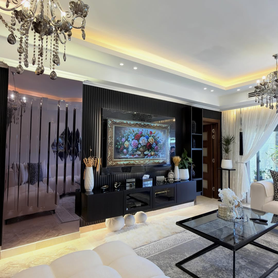 Raised ground-floor apartment