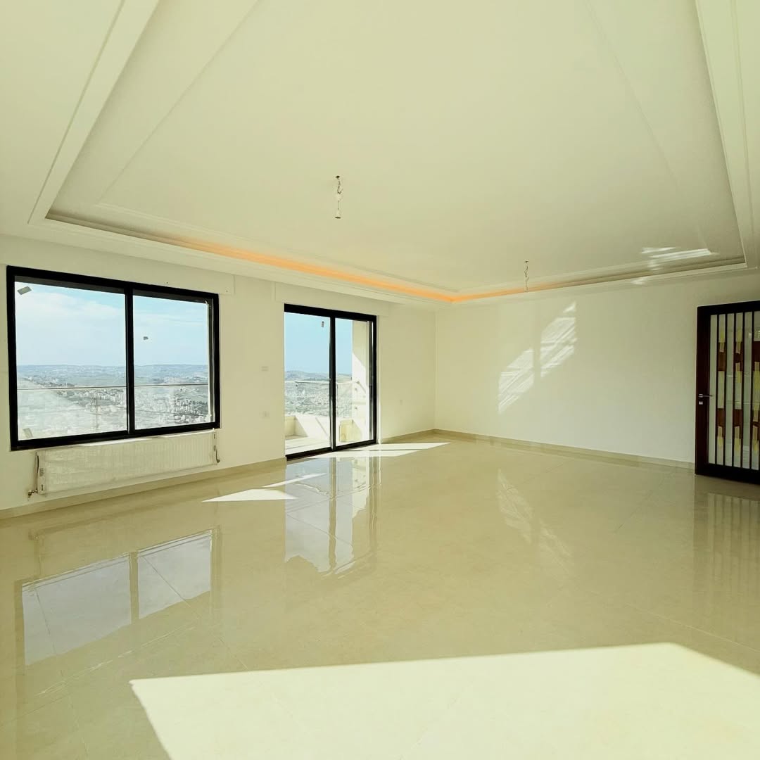 Apartment with an area of 204 sqm