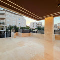 A ground-floor apartment with an area of 450 sqm.