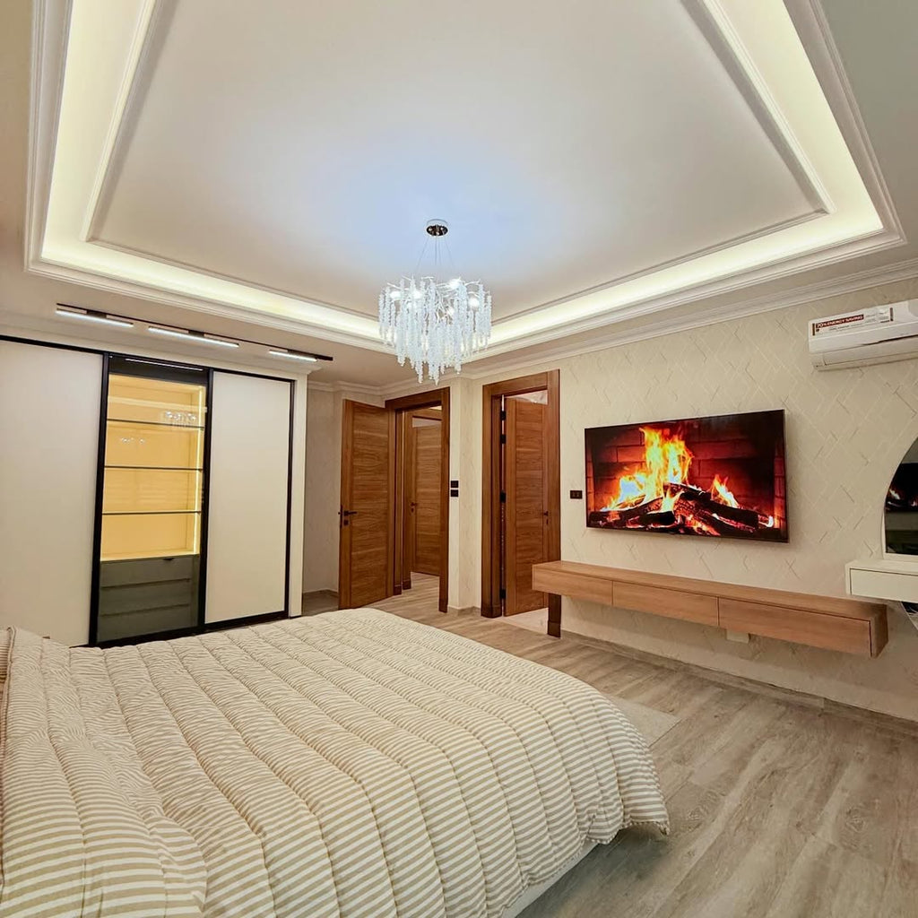 A ground-floor apartment with an area of 450 sqm.