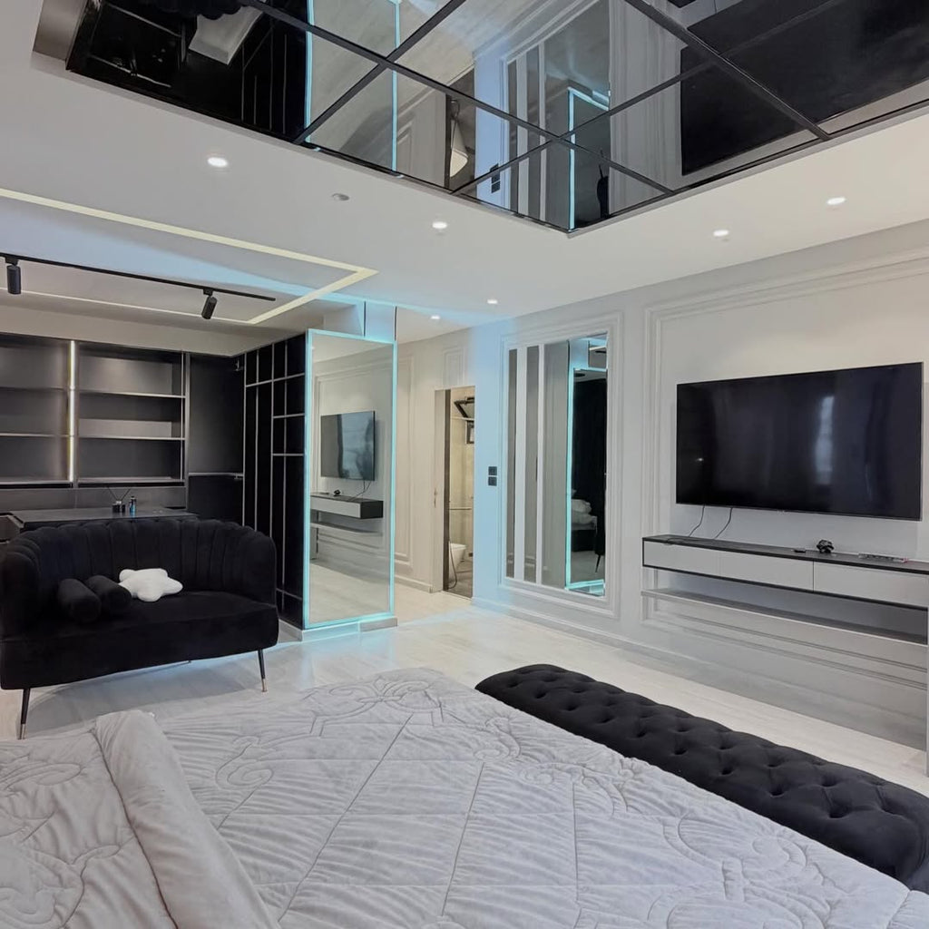 Apartment with a rooftop (duplex), 300sqm.