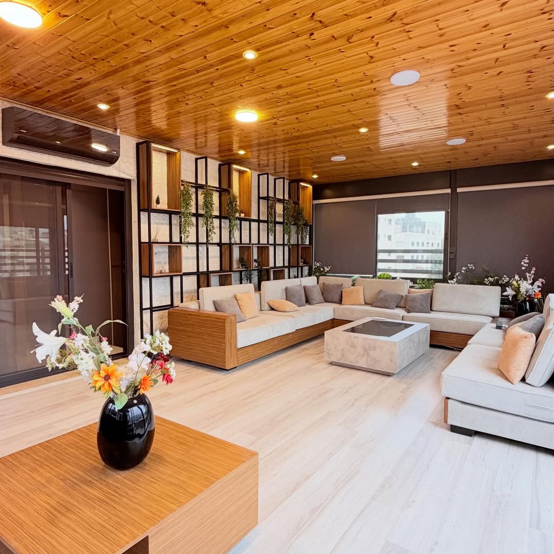 Apartment with a rooftop (duplex), 300sqm.