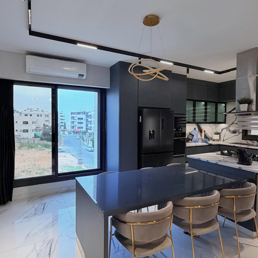 Apartment with a rooftop (duplex), 300sqm.