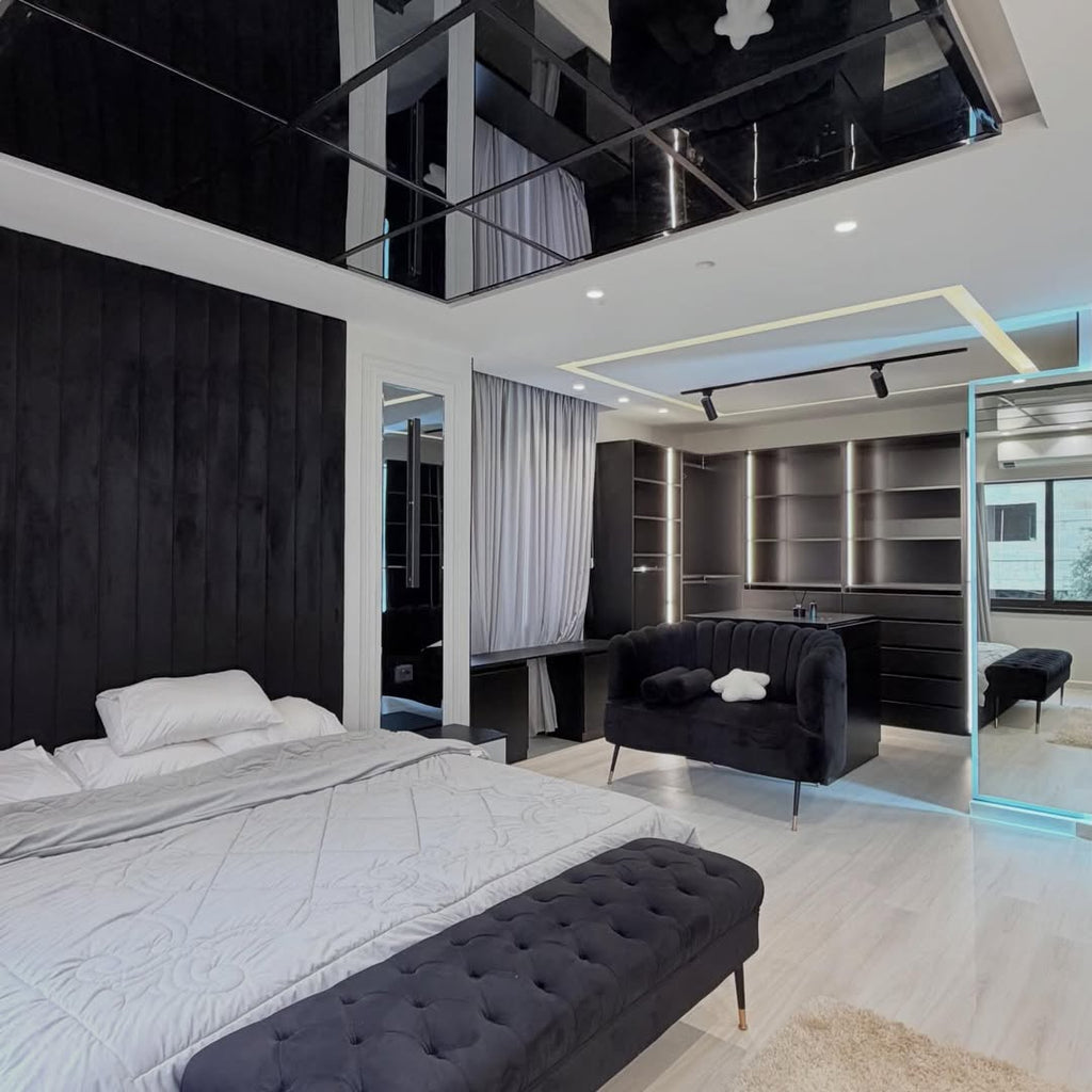 Apartment with a rooftop (duplex), 300sqm.