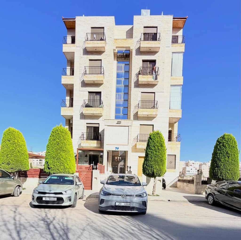 Apartment with an area of 350 sqm.