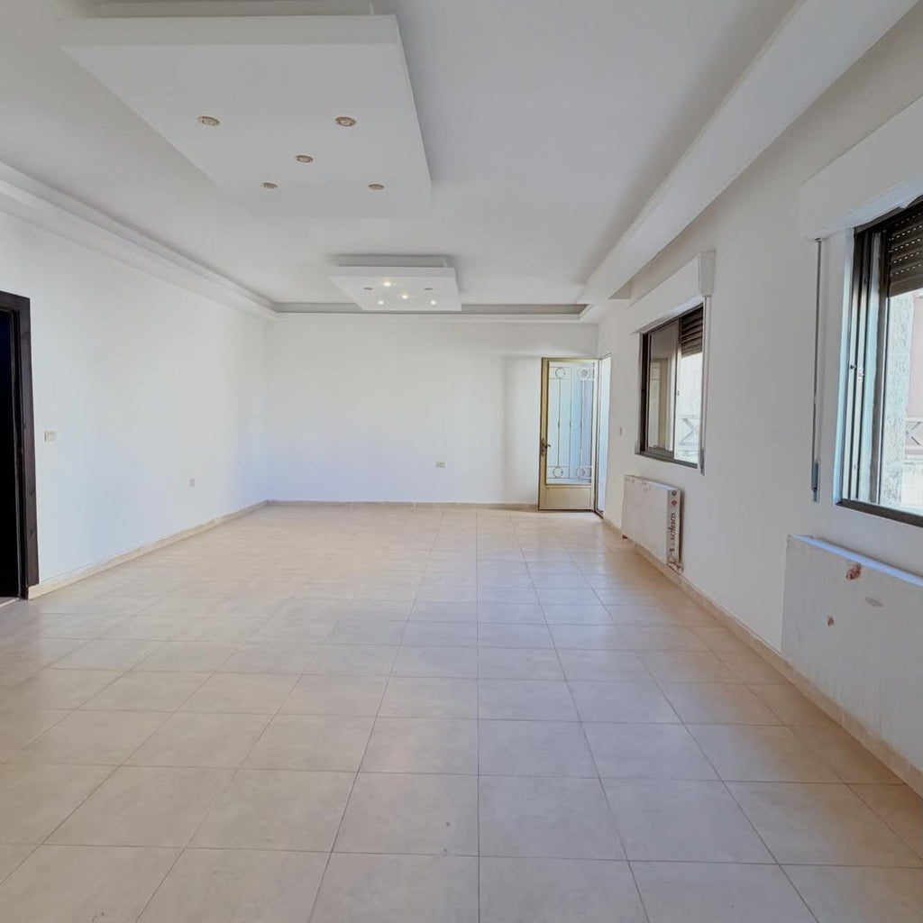 Apartment with an area of 350 sqm.