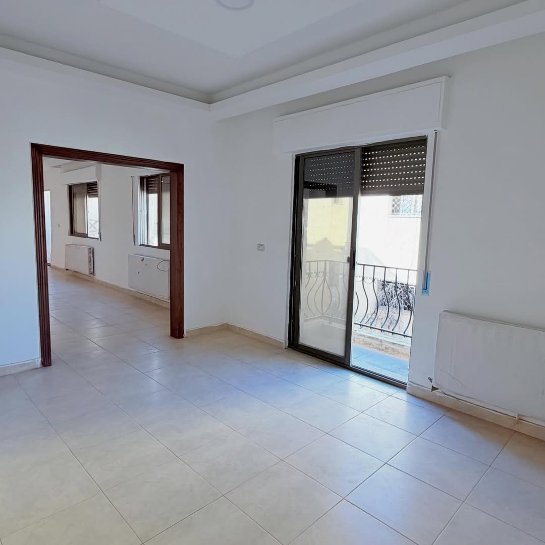 Apartment with an area of 350 sqm.