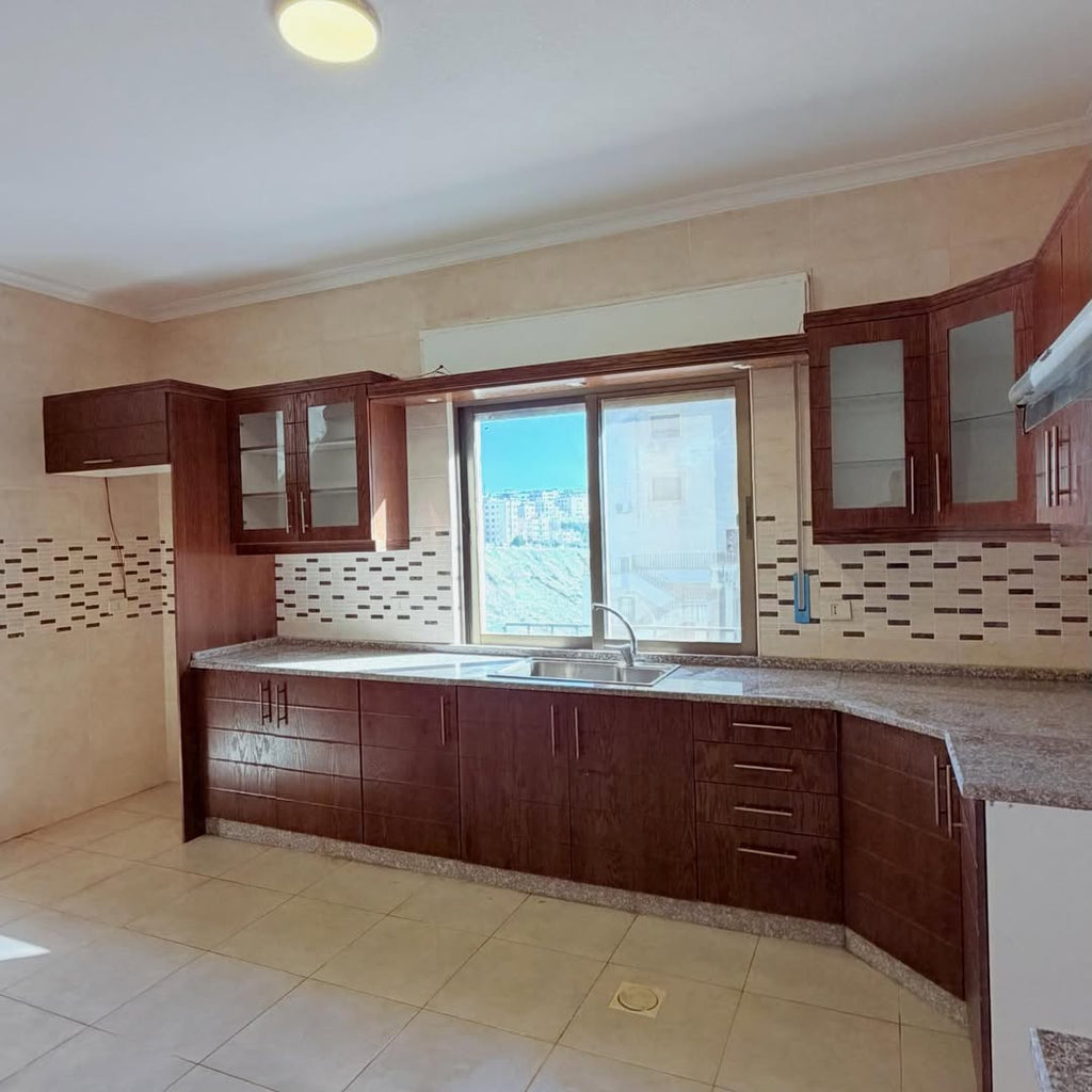 Apartment with an area of 350 sqm.