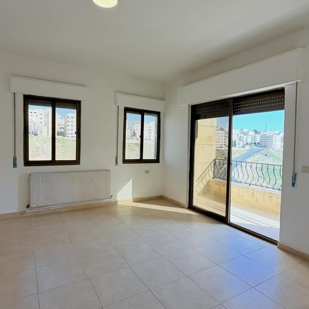 Apartment with an area of 350 sqm.