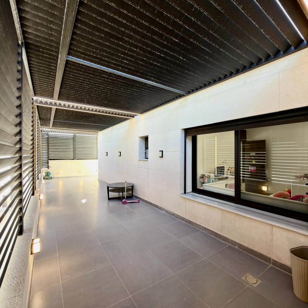Roof Top  Apartment – 374 sqm