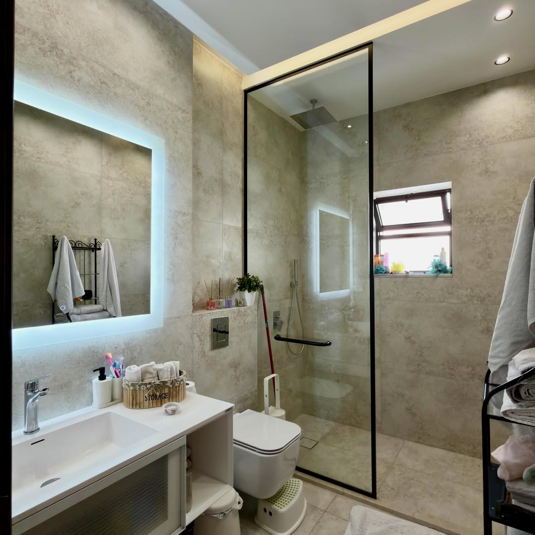 Roof Top  Apartment – 374 sqm