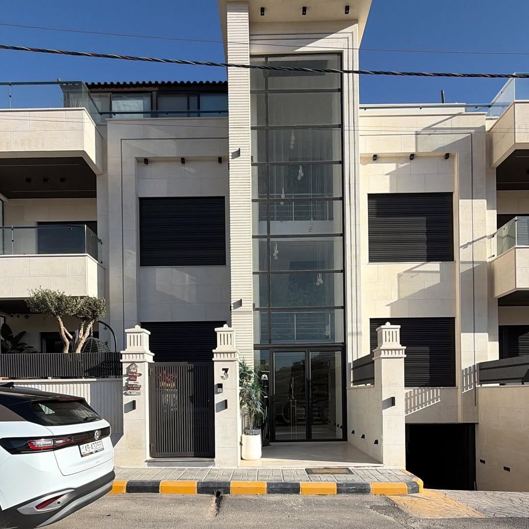 Roof Top  Apartment – 374 sqm