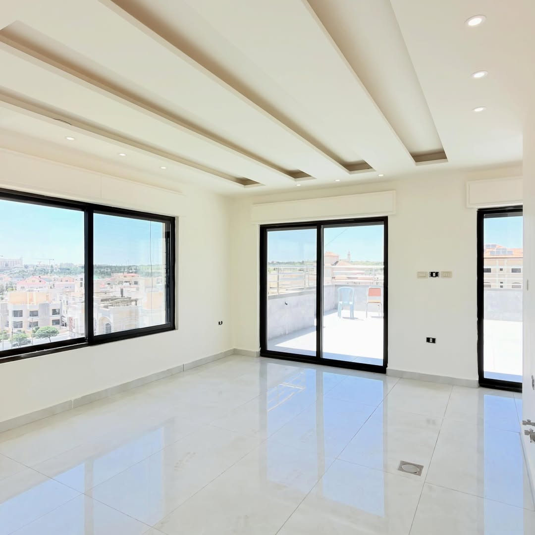 First-floor apartment with a roof, located in Khalda