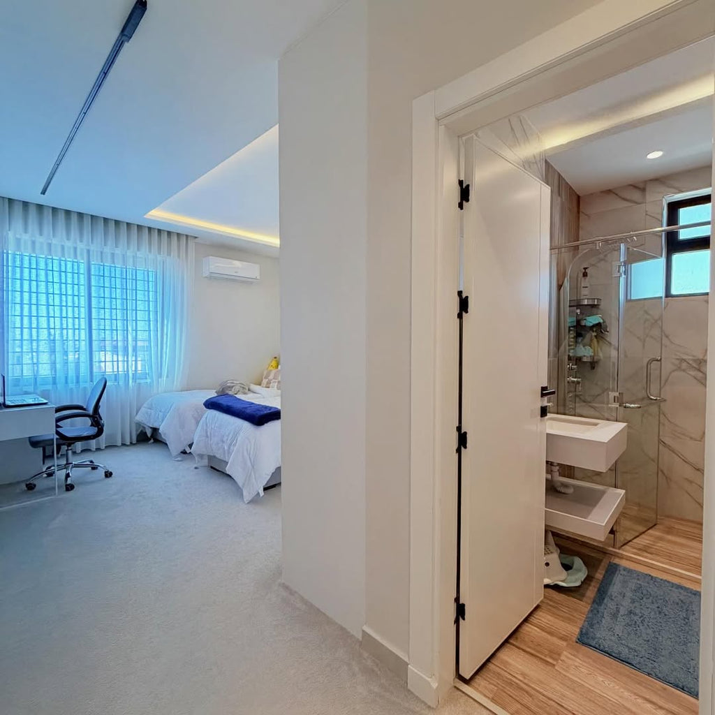 Apartment with a rooftop, total area 440 sqm