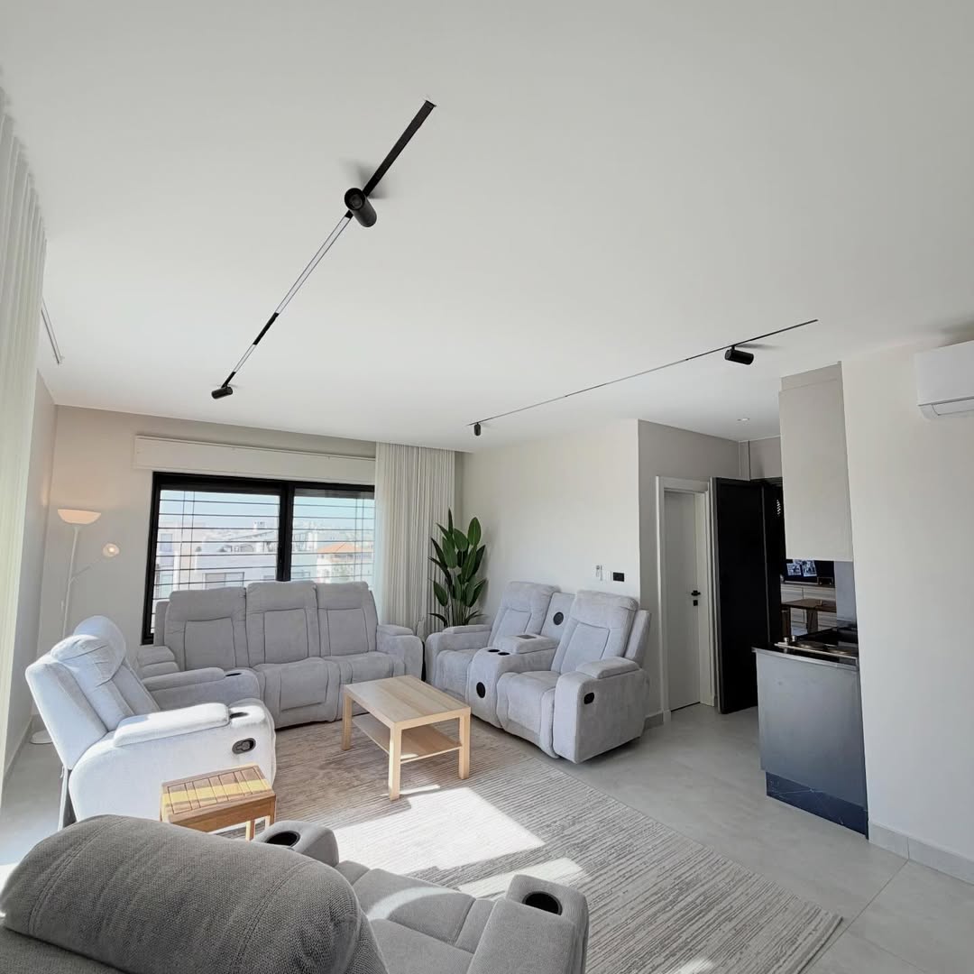 Apartment with a rooftop, total area 440 sqm