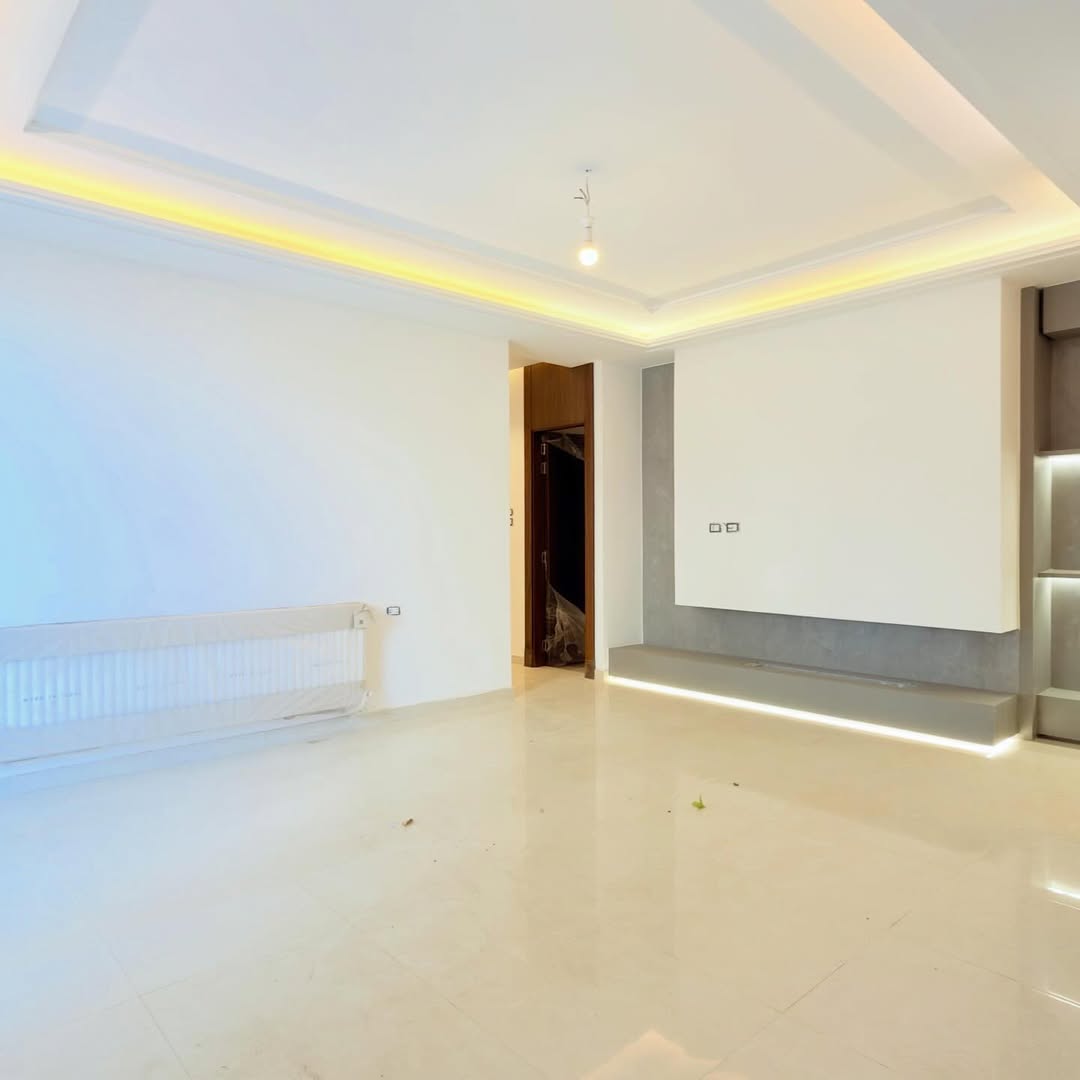 Ground floor apartment — 450 sqm