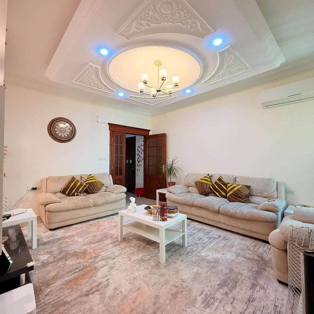 A third-floor apartment with an area of 145 sqm.