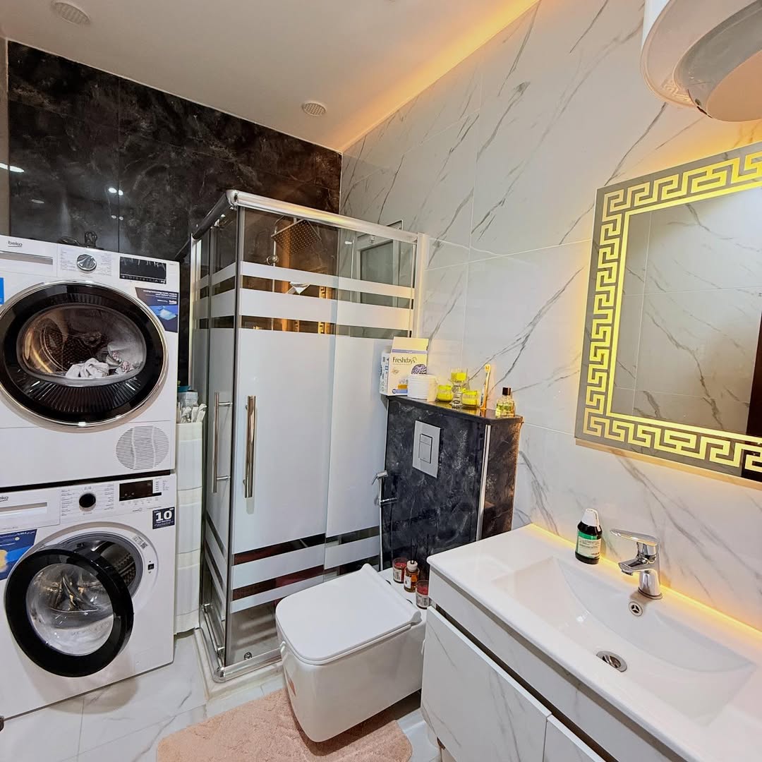 A third-floor apartment with an area of 145 sqm.