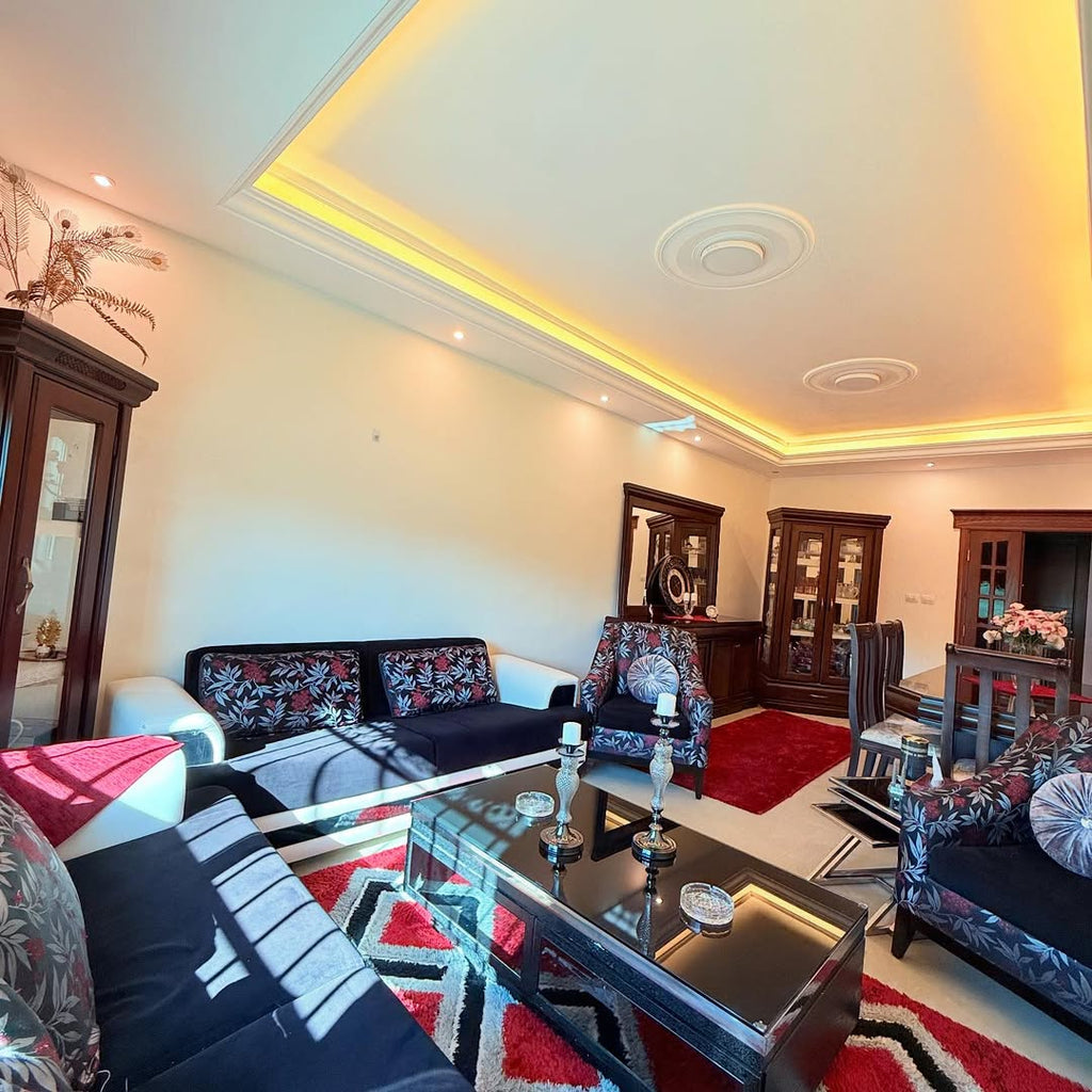 A third-floor apartment with an area of 145 sqm.