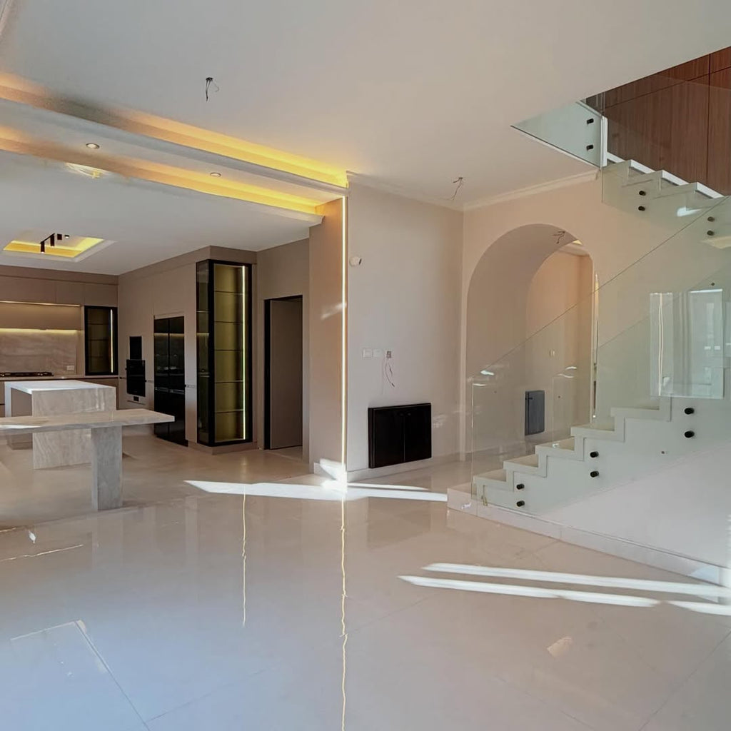 Villa in a compound,   622 sqm.