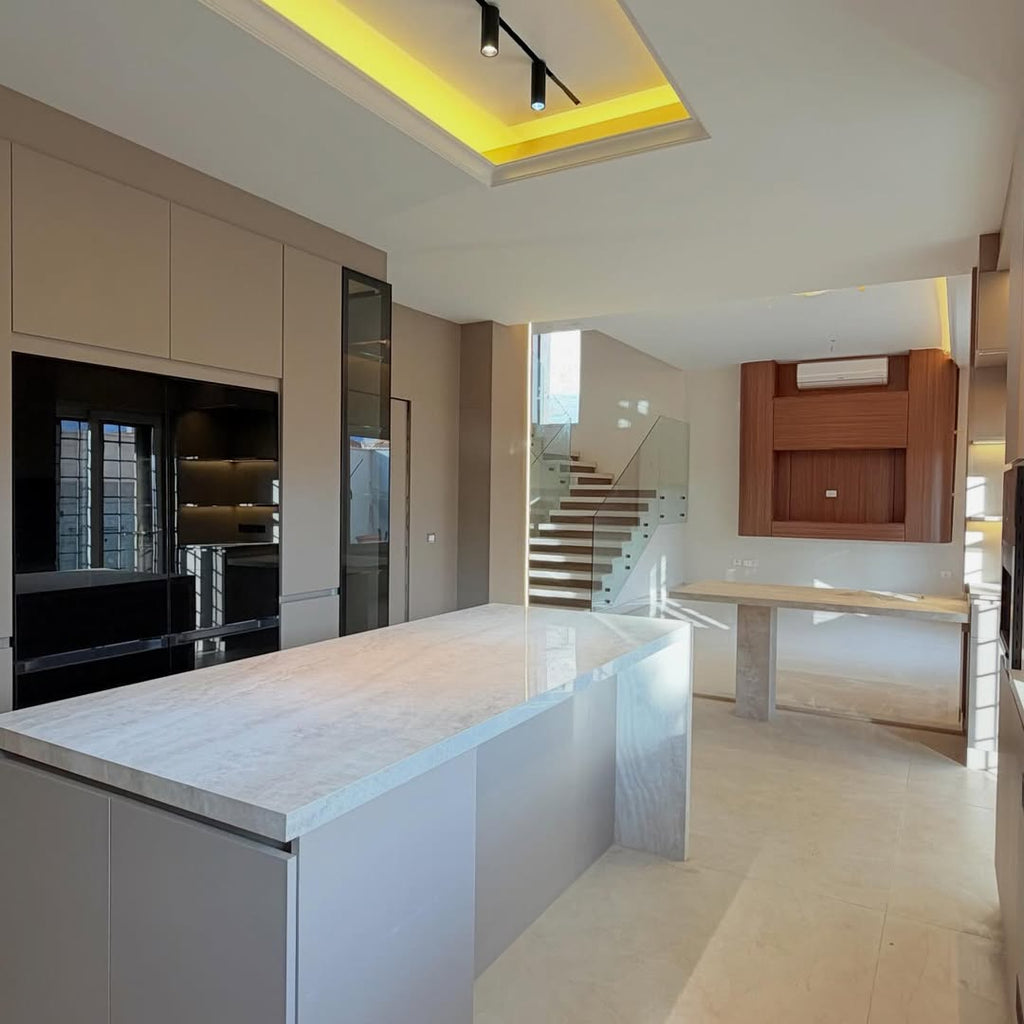 Villa in a compound,   622 sqm.