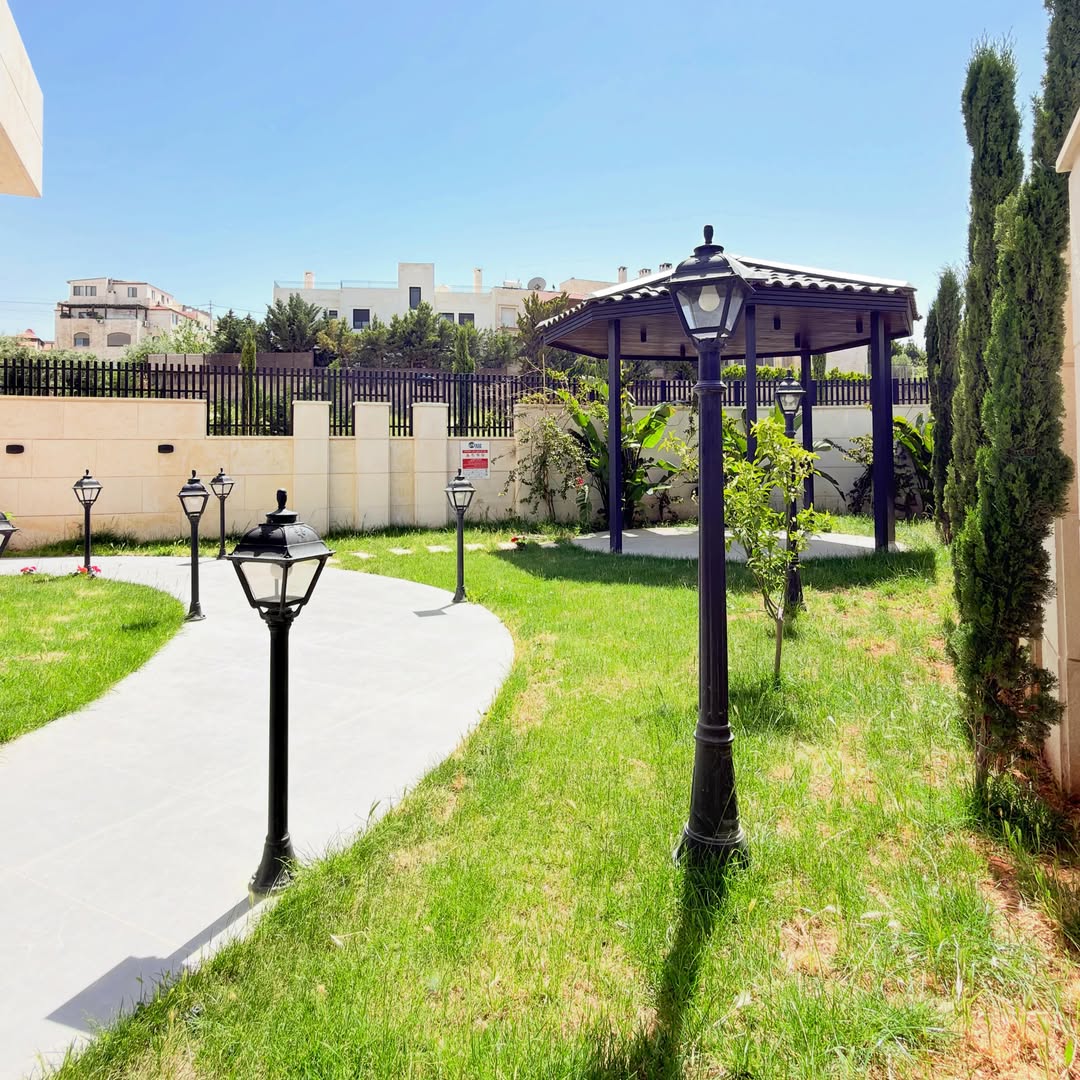 Villa with a land area of 761 m² and a built-up area of 1,065sqm