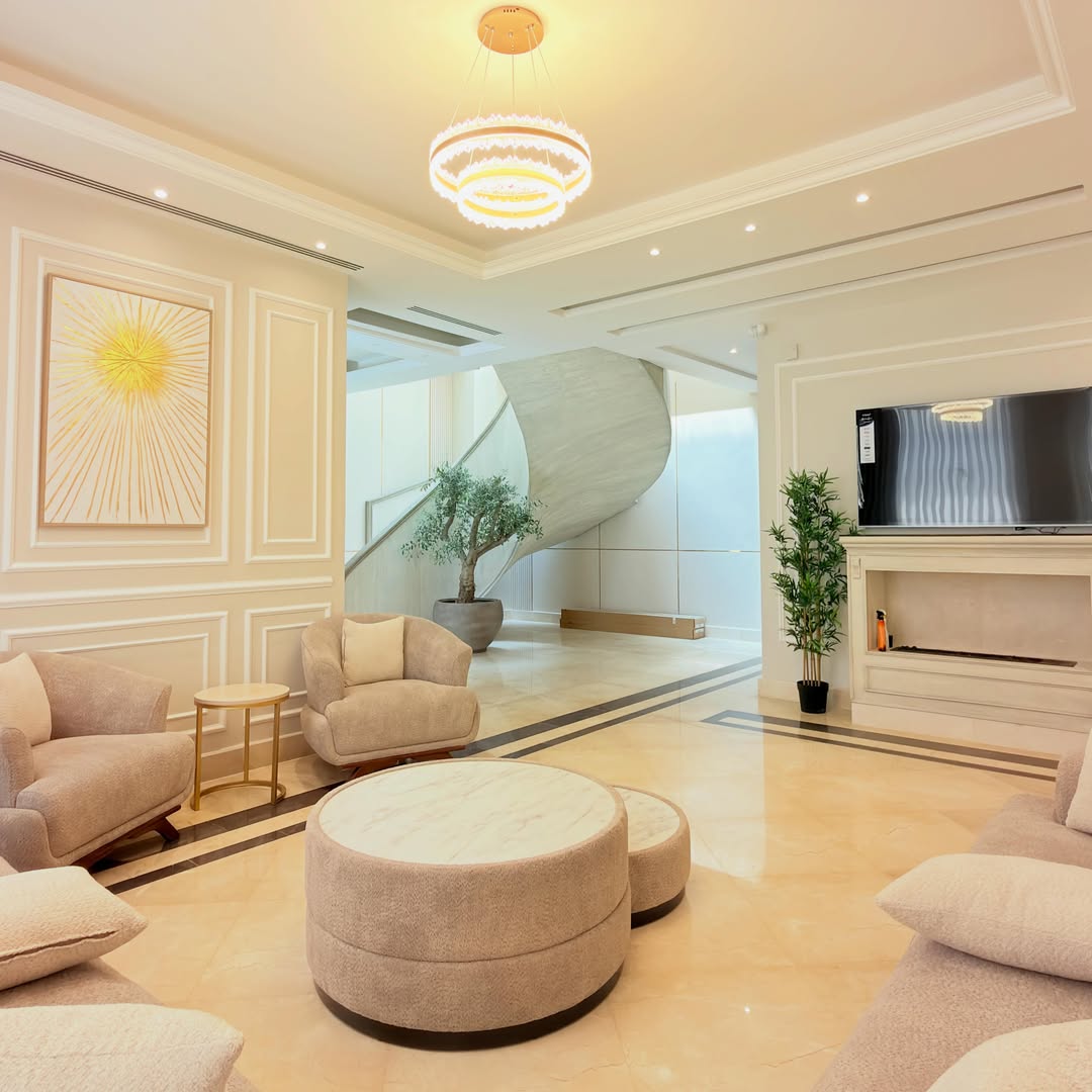 Villa with a land area of 761 m² and a built-up area of 1,065sqm
