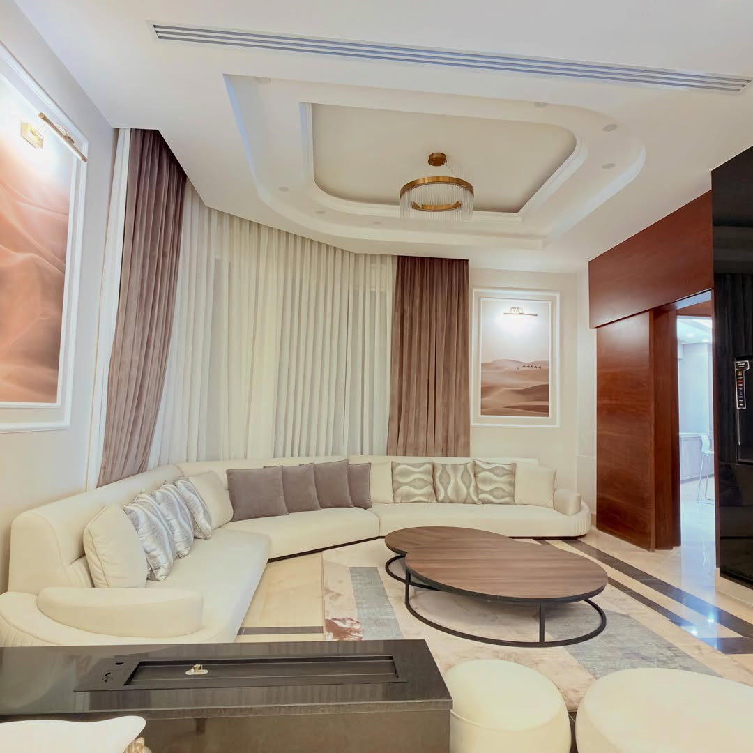 Villa with a land area of 761 m² and a built-up area of 1,065sqm