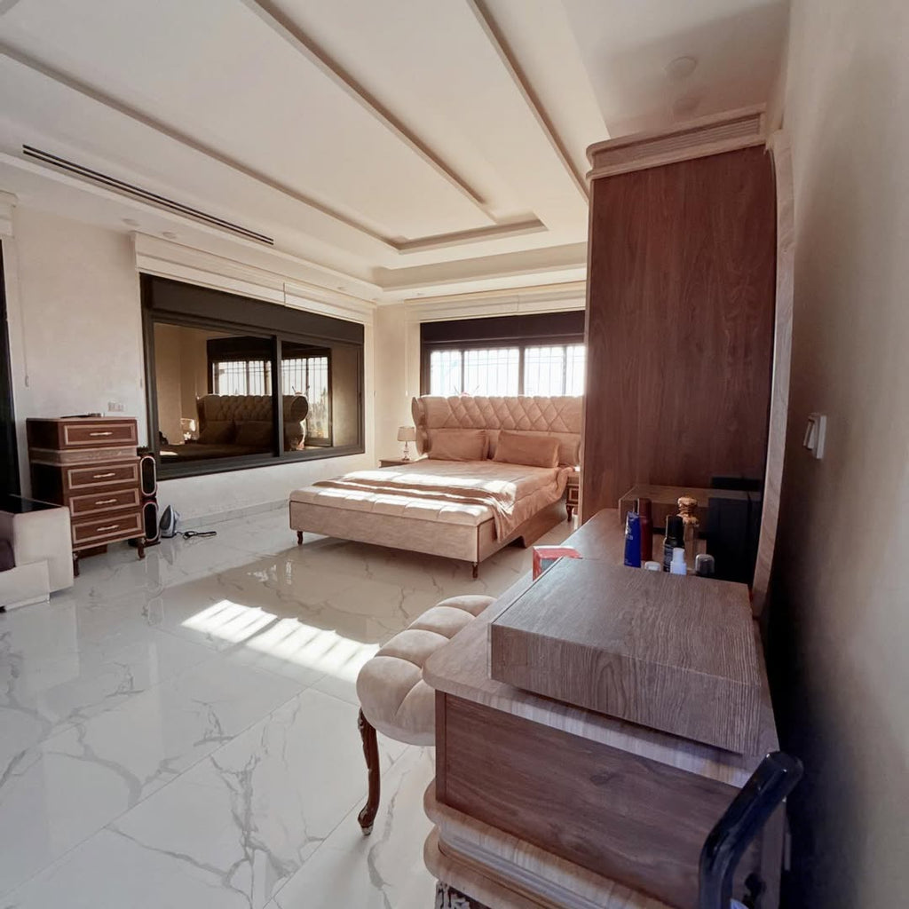 Villa with a land area of 761 sqm.