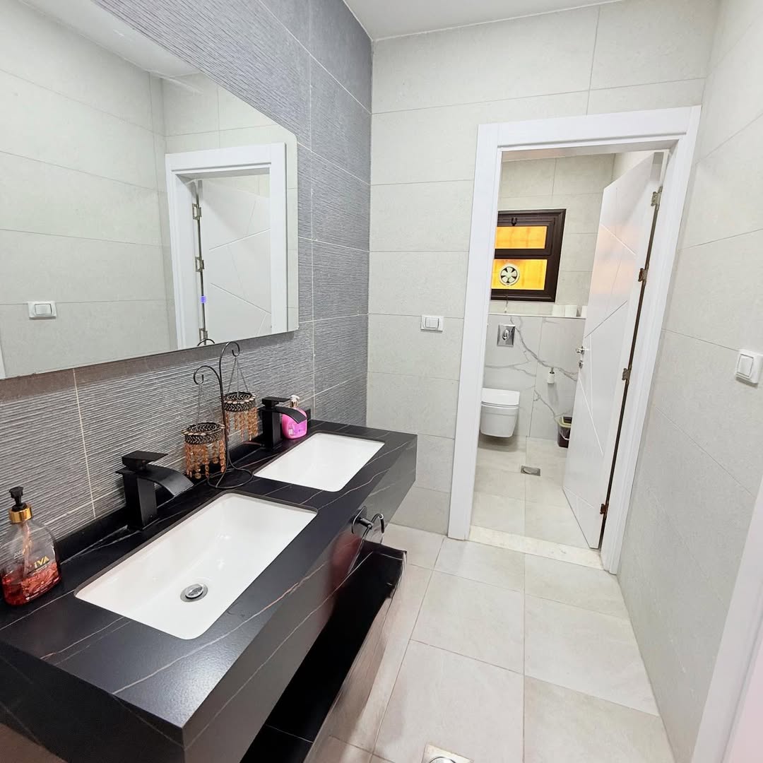 Villa with a land area of 761 sqm.