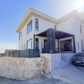 House on a 770 sqm.