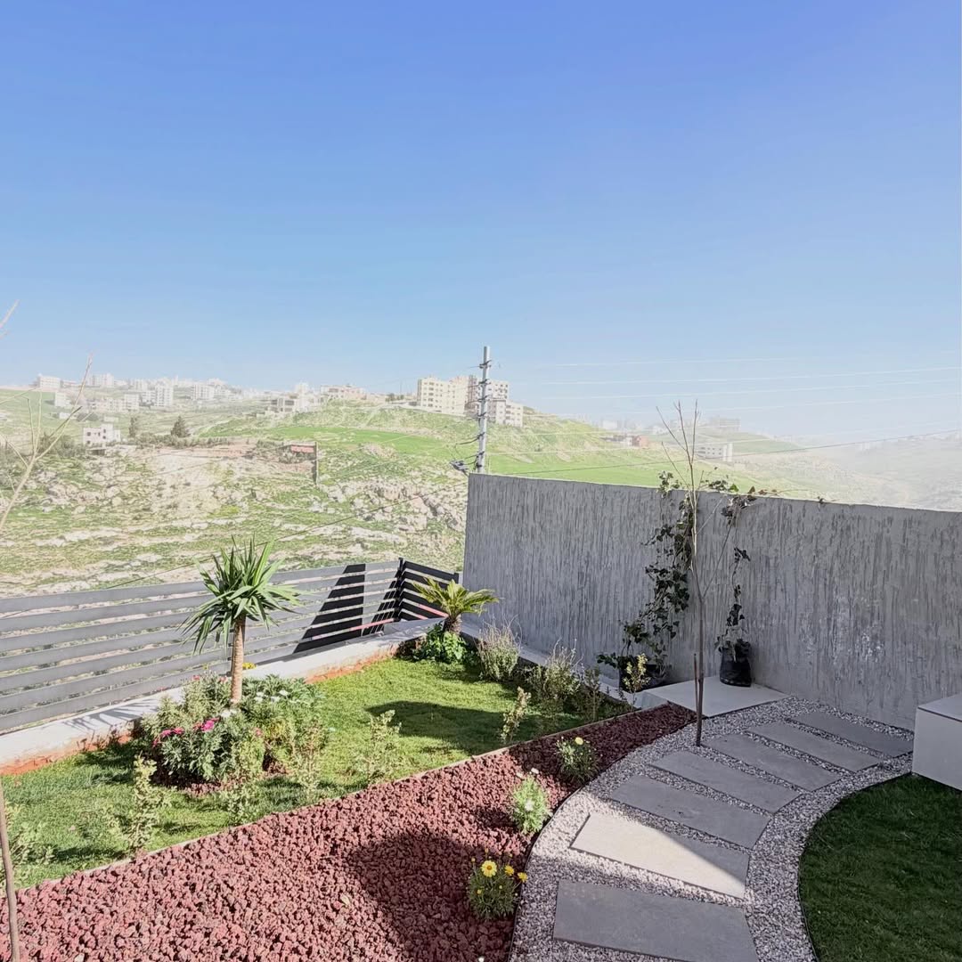 House on a 770 sqm.