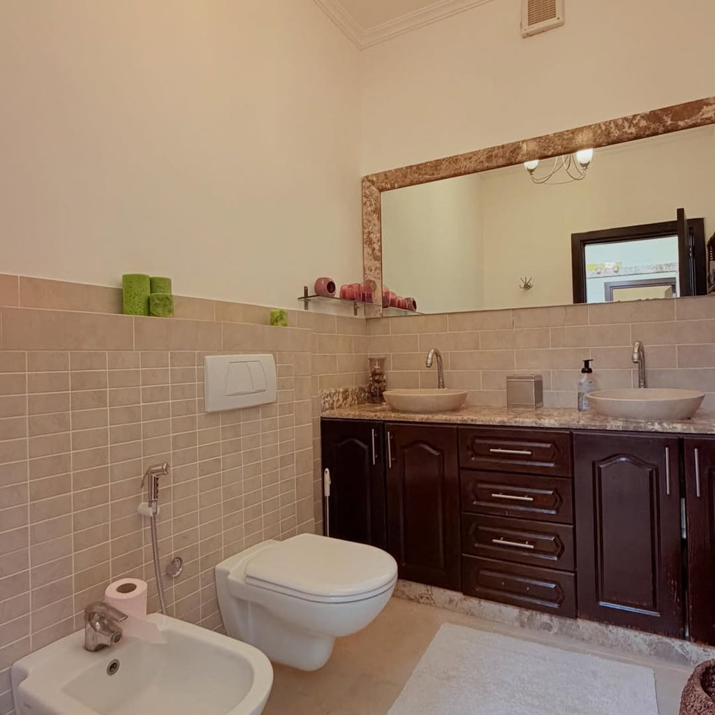 Ground-floor duplex apartment with an area of 800 sqm.