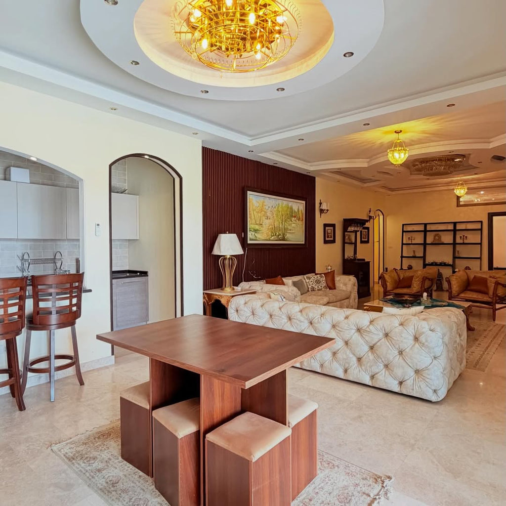 Ground-floor duplex apartment with an area of 800 sqm.
