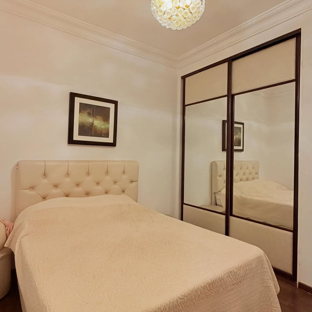 Ground-floor duplex apartment with an area of 800 sqm.