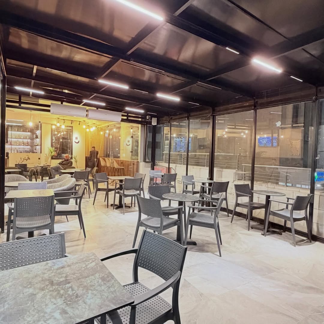 A coffee house for sale, 300sqm
