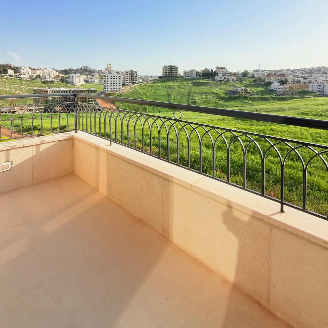 Location: Deir Ghbar - Semi-ground floor: 400 sqm